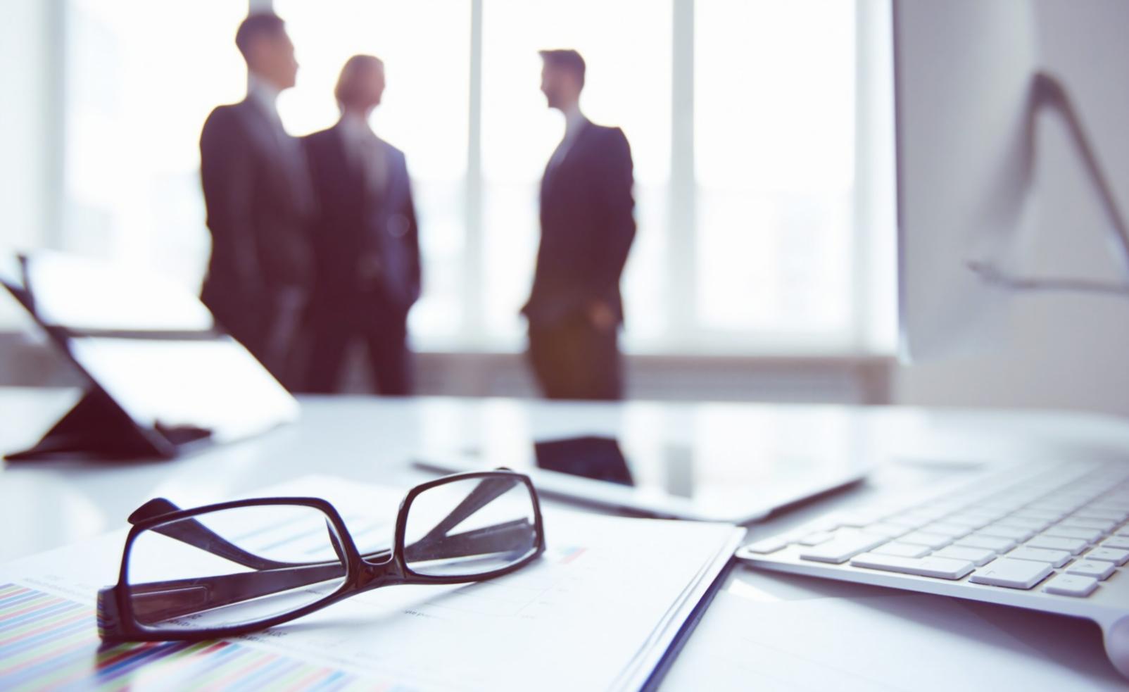 Illustration de formation SEO e-commerce avec analyse de données